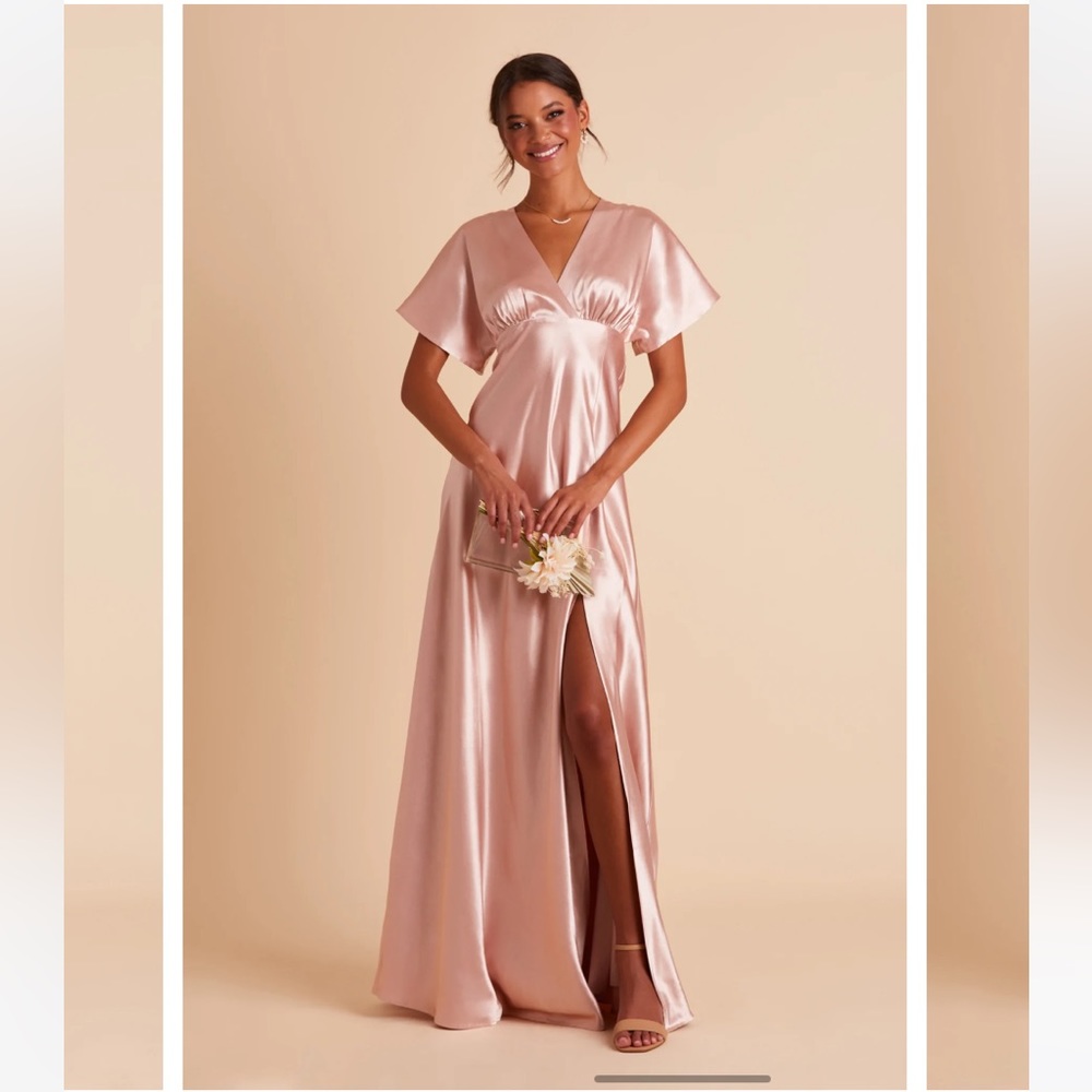 - NWT $99 Birdy Grey JESSE DRESS
SATIN Rose Gold size M